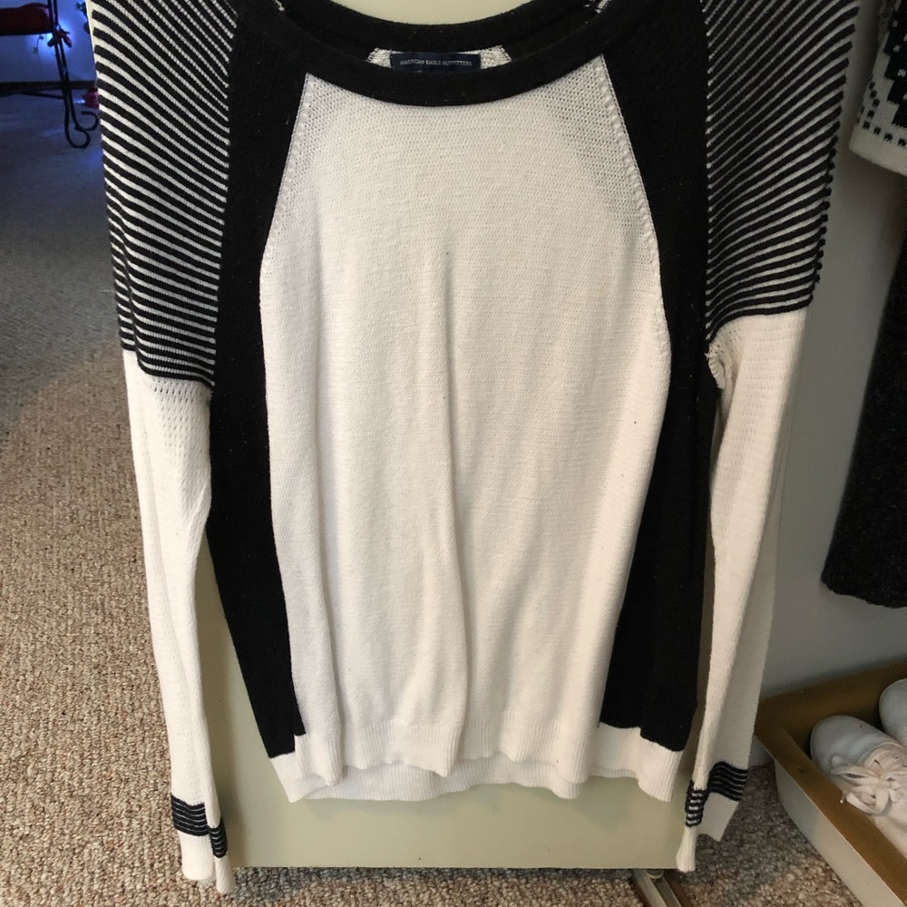 Long sleeve American eagle sweater